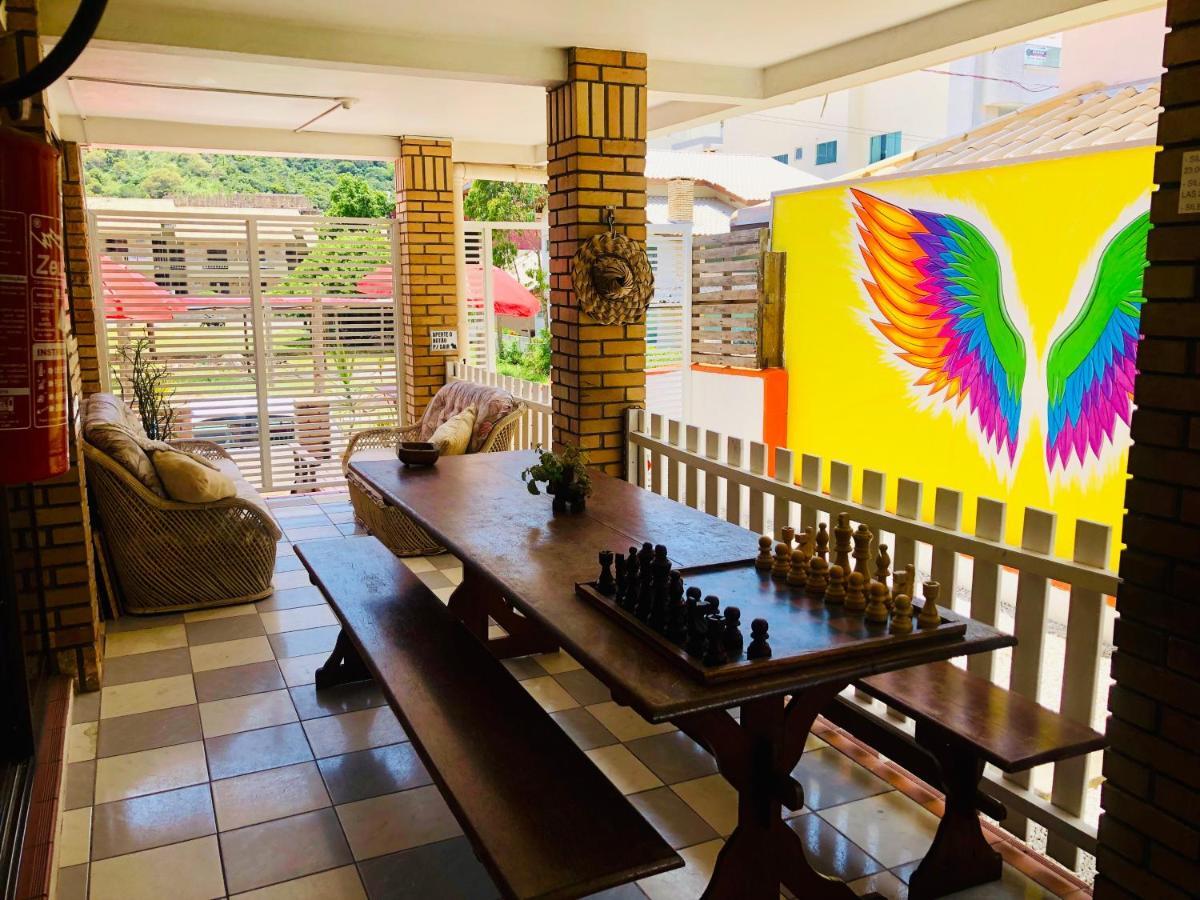 Quatro Ilhas Beach Hostel بومبينهاس المظهر الخارجي الصورة